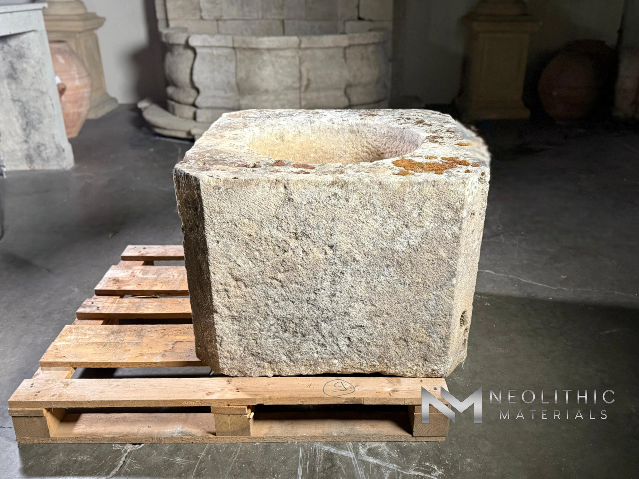 French Antique 19th Century Limestone Well - Image 1